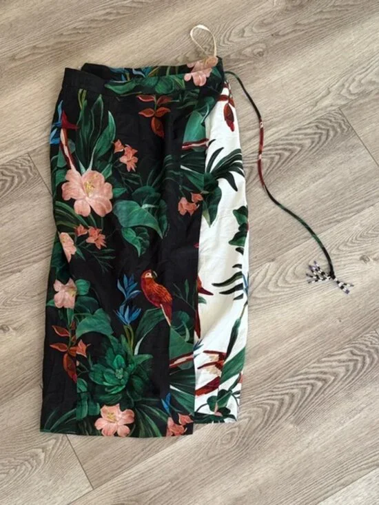 FARM Rio Black and White Skirt - Picture 5 of 5